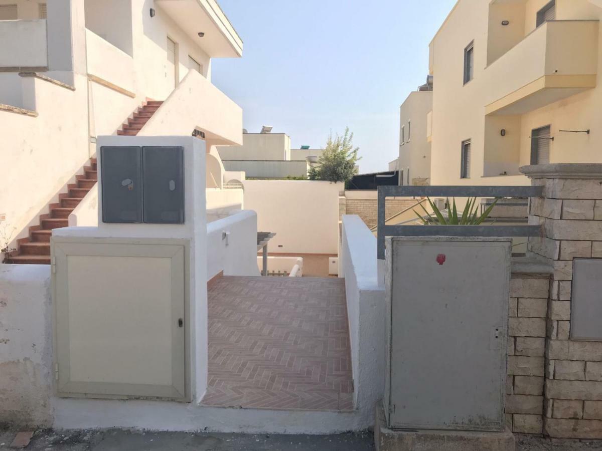 Villa Azzurra Marina Di Pescoluse Exterior foto
